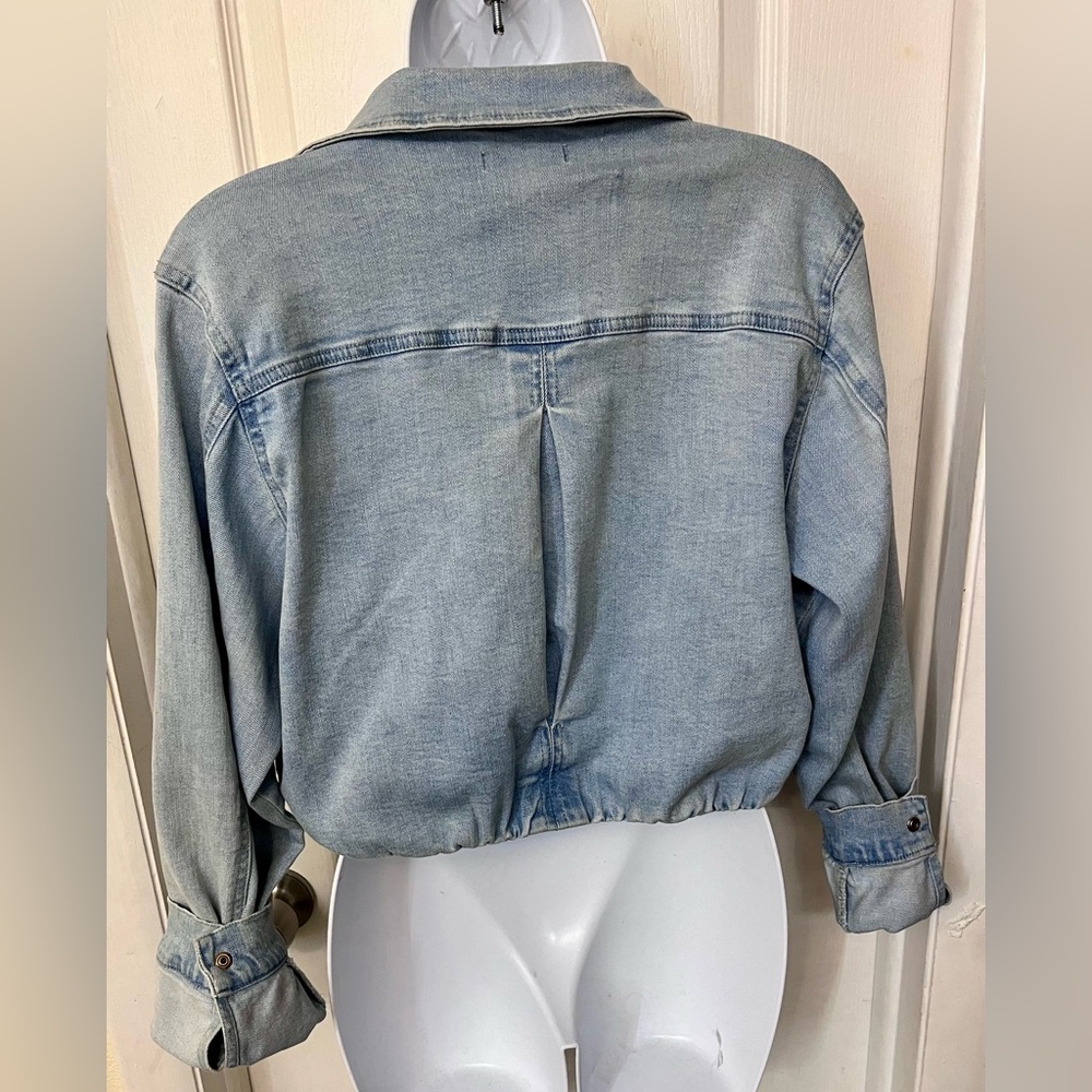Jean jacket - Picture 4 of 6